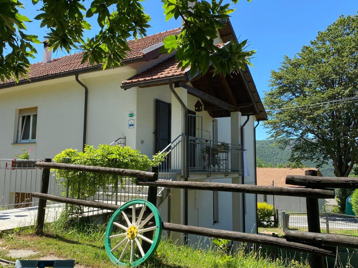 Bb Andre' Acomodação com café da manhã Vara Superiore Exterior foto